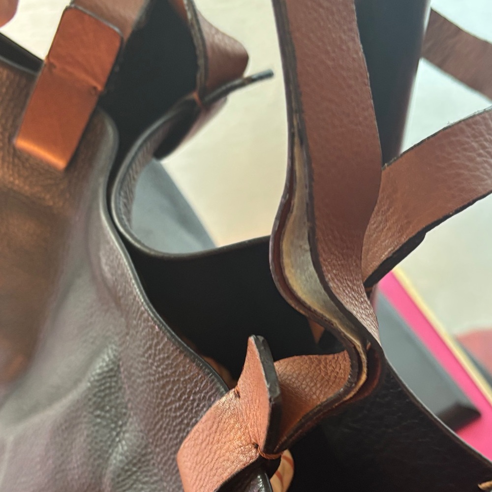 Lucky Brand metallic Leather Tote purse Bag - Picture 3 of 4